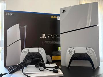 Sony PS5 Playstation 5 Slim 1 TB compleet doos 2 controllers beschikbaar voor biedingen