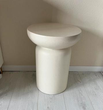 Bijzettafel LYDUM Ø34 grijs/beige beschikbaar voor biedingen