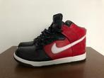 Nike Dunk High Supreme Varsity Red, Zwart, Nike, Ophalen of Verzenden, Sneakers of Gympen