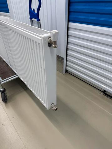 Radiator 180x60x10cm - 5 jaar oud beschikbaar voor biedingen