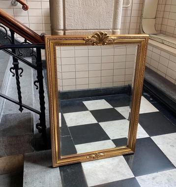 Opzoek naar een vintage of antiek stuk? OUD GOUD vindt het! beschikbaar voor biedingen