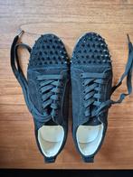 Te koop schoenen christian louboutin, Christian Louboutin, Zwart, Ophalen of Verzenden, Sneakers of Gympen