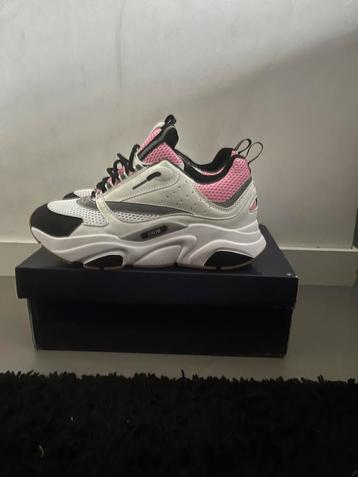 roze dior b22 maat 43 beschikbaar voor biedingen