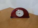 Mooi houten schouwklokje mahonie, Ophalen of Verzenden, Zo goed als nieuw, Analoog, Wekker of Tafelklok