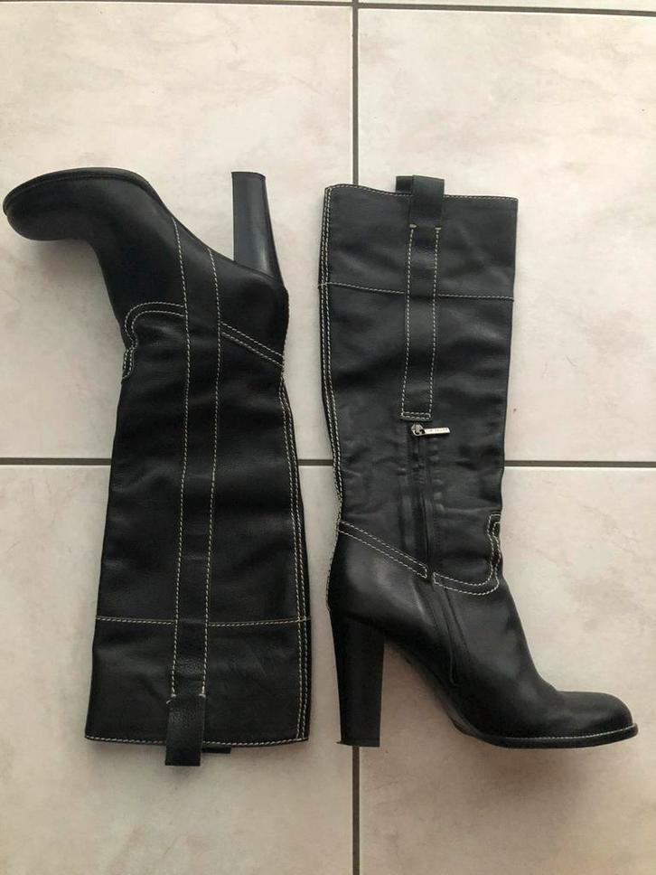 Prachtige leren laarsen The Seller / 39,5, Kleding | Dames, Schoenen, Zo goed als nieuw, Hoge laarzen, Zwart, Ophalen of Verzenden