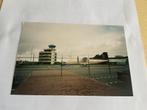 R160) FOTO Den Helder vliegveld vliegtuig, Verzamelen, Ophalen of Verzenden
