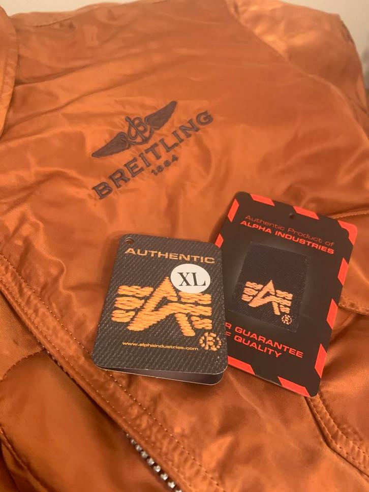 Vintage Breitling Bomberjack jas van Alpha Industries, Sieraden, Tassen en Uiterlijk, Horloges | Heren, Zo goed als nieuw, Breitling
