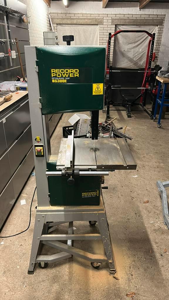 Record power BS300E lintzaag op verrijbaar onderstel 230volt, Doe-het-zelf en Verbouw, Gereedschap | Zaagmachines, Zo goed als nieuw