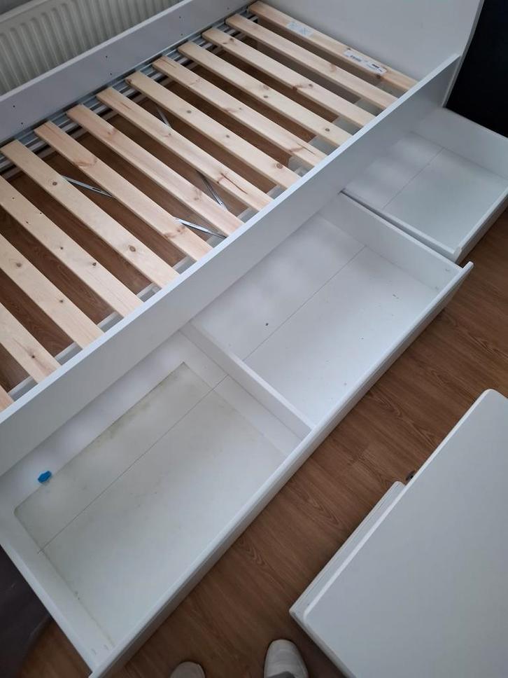 Malm 1-persoonsbed 90x200, Huis en Inrichting, Slaapkamer | Bedden, Gebruikt, Eenpersoons, 90 cm, 200 cm, Hout, Wit, Ophalen