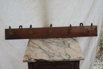 Hertenpootjes Kapstok beschikbaar voor biedingen