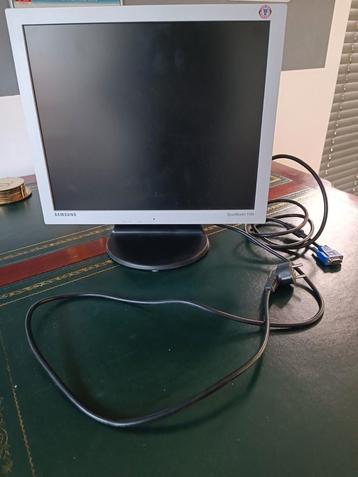 Samsung SyncMaster 172v Monitor - PC/Laptop beschikbaar voor biedingen