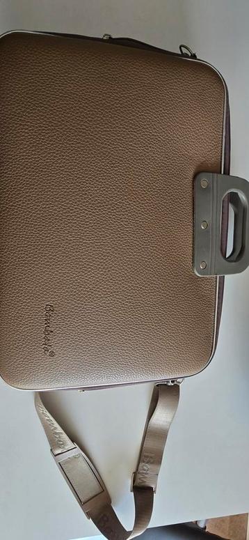 Bombata Laptoptas  beschikbaar voor biedingen