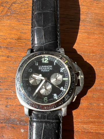 Panerai Luminor Flyback Polshorloge beschikbaar voor biedingen