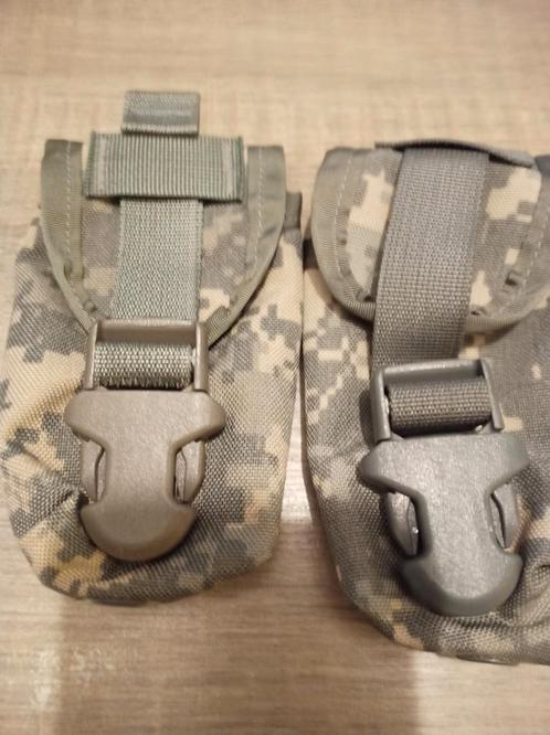 2 x Grenade flash bang pouch US ARMY UCP camouflage, Verzamelen, Militaria | Algemeen, Overige soorten, Kleding of Schoenen, Amerika