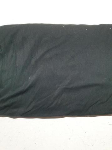 Tricot viscose zwart (136) beschikbaar voor biedingen