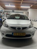 Toyota Aygo 4-deurs met airco, Voorwielaandrijving, 4 stoelen, 68 pk, Origineel Nederlands
