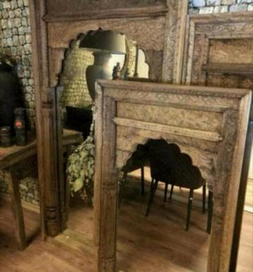 Grote landelijke Ibiza stijl houten spiegels Nepalese beschikbaar voor biedingen
