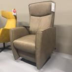 Actie! Sta-op stoel Como | Taupe | Leder | van €1972,-, Ophalen, Modern | Luxe | Landelijk | Klassiek | Scandinavisch, Metaal