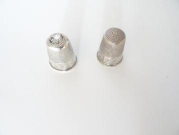 Vingerhoeden, antiek Hollands zilver, 20 euro. beschikbaar voor biedingen