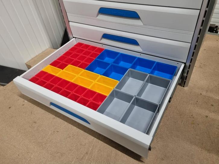 Inzetbakjes bedrijfswagen inrichting bedrijfswageninrichting, Cd's en Dvd's, Cd Singles, Ophalen