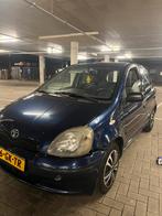 Toyota Yaris 1.3 16v 5drs, Voorwielaandrijving, 1299 cc, Stof, 4 cilinders