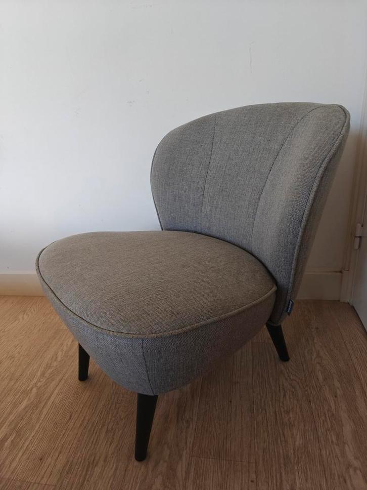 Grijze Fauteuil - Stijlvol en Comfortabel, Huis en Inrichting, Fauteuils, Hout, Stof, 50 tot 75 cm, 75 tot 100 cm, Ophalen