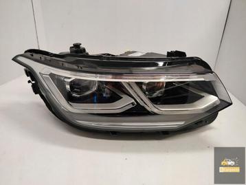 VW Tiguan II Lift IQ Lichtmatrix rechterlamp Ideaal beschikbaar voor biedingen
