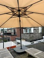 Vrijhangende Parasol met Voet, Ophalen, Gebruikt, Kantelbaar, 2 tot 3 meter