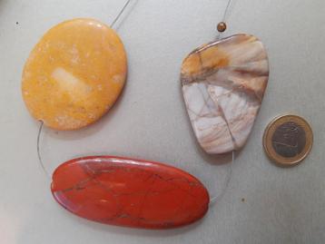 3 mineralen stenen  beschikbaar voor biedingen