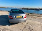Mercedes-Benz C-Klasse C180 BE Aut7 2012 Grijs, Auto's, Automaat, 745 kg, Zwart, Particulier