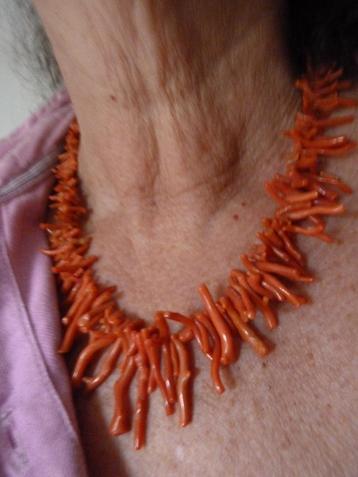 Echt bloedkoraal collier, ketting, Sciacca bloedkoraal  beschikbaar voor biedingen
