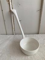 Brocante witte aardewerk soeplepel, Ophalen of Verzenden