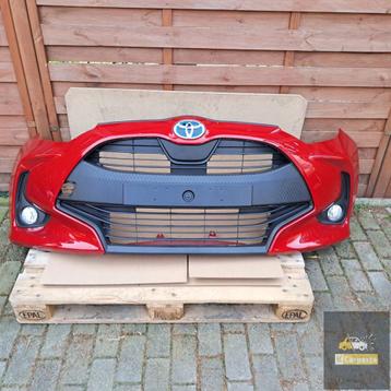 VOORBUMPER TOYOTA YARIS IV 20-24R - KLEUREN beschikbaar voor biedingen