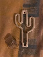 Neon led lamp cactus, Huis en Inrichting, Lampen | Wandlampen, Ophalen of Verzenden, Zo goed als nieuw, Kunststof, Neon