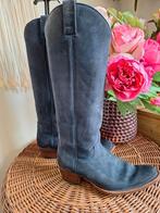 Paul warmer laarzen maat 38 blauw suede, Kleding | Dames, Schoenen, Ophalen of Verzenden, Gedragen, Blauw