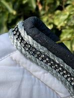Wedstrijd zadeldekje wit met donkerblauw met glitters full, Ophalen of Verzenden, Zo goed als nieuw, Dressuur