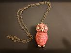 Ketting uil, Sieraden, Tassen en Uiterlijk, Kettingen, Ophalen of Verzenden, Zo goed als nieuw, Rood, Overige materialen