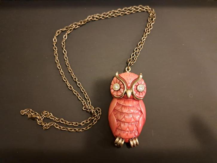 Ketting uil, Sieraden, Tassen en Uiterlijk, Kettingen, Zo goed als nieuw, Overige materialen, Rood, Ophalen of Verzenden