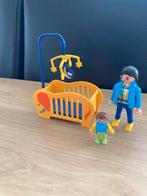 Playmobil baby met bed met mama en baby, Kinderen en Baby's, Speelgoed | Playmobil, Ophalen of Verzenden, Zo goed als nieuw
