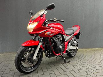 Suzuki Bandit 650 met lage kilometerstand beschikbaar voor biedingen