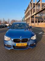 BMW 1-Serie (f20) 116i 136PK 5D 2015 Blauw, Auto's, BMW, Origineel Nederlands, Te koop, 5 stoelen, Benzine