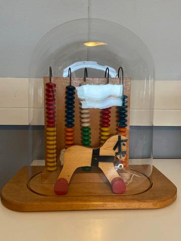 Oude Stolp met Houten Speelgoed ook leuk v d kerst beschikbaar voor biedingen