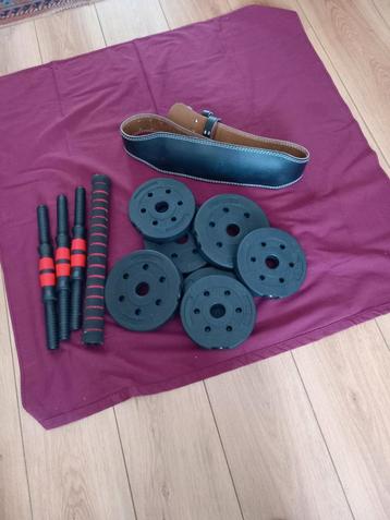 Gewichten set inclusif leren  riem. beschikbaar voor biedingen