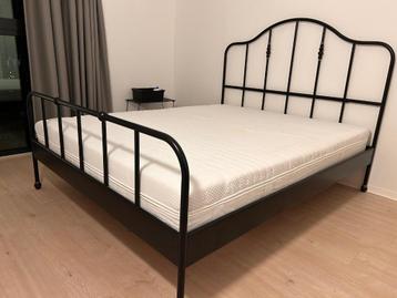 IKEA bed SAGSTUA 160x200 cm, Zwart - afbeelding 1