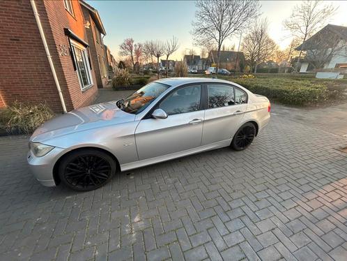 BMW 3-Serie 1.6 I 316 90KW 2008 Grijs, Auto's, BMW, Particulier, 3-Serie, ABS, Airconditioning, Alarm, Centrale vergrendeling