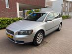 Volvo V50 2.4 140PK 2004 Grijs, Origineel Nederlands, Te koop, V50, Zilver of Grijs