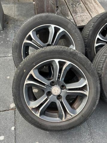 Set Peugeot 208 velgen met zomerband – 195/55R16 beschikbaar voor biedingen