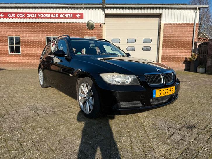 BMW 3-Serie 2.0 318 I Touring 2007 Zwart, Auto's, BMW, Particulier, 3-Serie, Benzine, C, Stationwagon, Handgeschakeld, Geïmporteerd