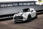 Mini Mini 2.0 Cooper S Chili AUT (192pk) LED NAVI Prof JCW, Gebruikt, 4 stoelen, Leder en Stof, Wit