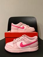 Dunk Low triple pink GS 38, Nieuw, Nike, Ophalen of Verzenden, Roze